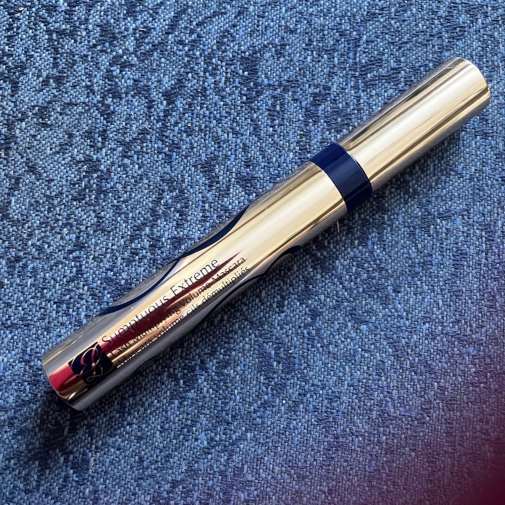 Estee Lauder sumptuous extreme lash multiplying volume mascara
